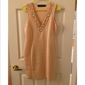 Boohoo peach minidress - size 8